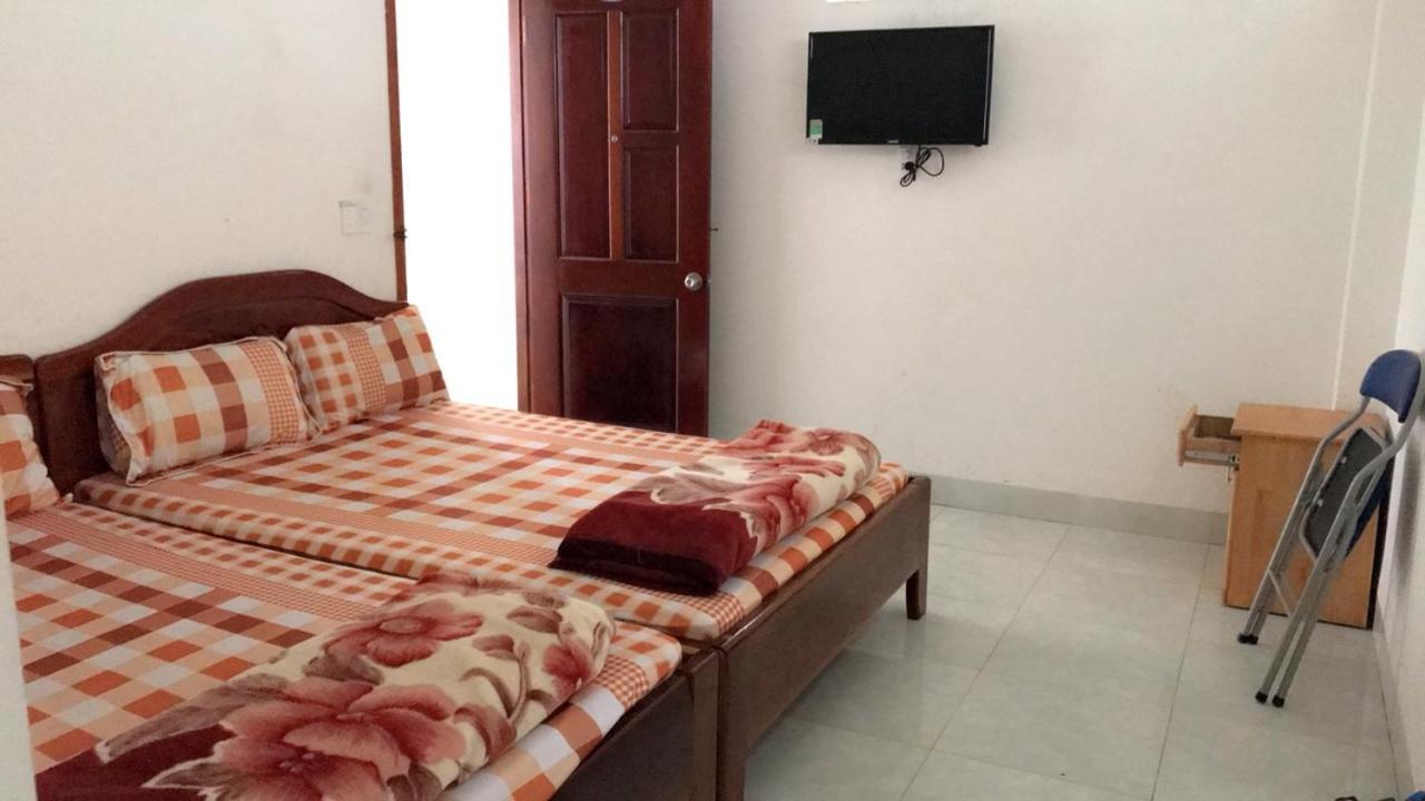 Nha Nghi Hoang Hoa Hotel Buon Ma Thuot Kültér fotó